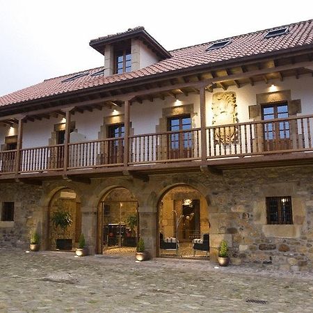 La Casona De Llerana Hotel Villacarriedo Kültér fotó